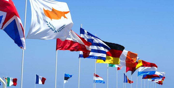 EURO_FLAGS.jpg
